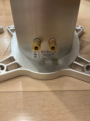 PIEGA PREMIUM 3.2 FLOOR STANDING SPEAKERS SILVER GRILL WITH BASE PLATE PAIR