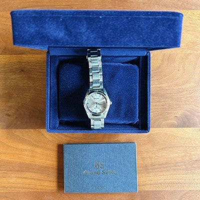 GRAND SEIKO SBGX071 MEN'S WRISTWATCH ROUND FACE JAPAN MADE STAINLESS STEEL BAND