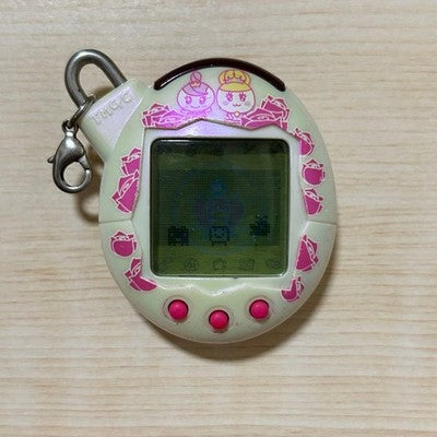 TAMAGOTCHI FAMILY ROYAL DREAM SERIES 2008 VINTAGE BANDAI JAPAN TESTED RARE