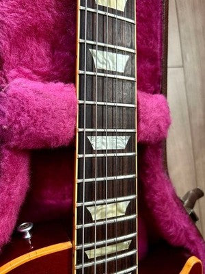 GIBSON LES PAUL CLASSIC 1992 PRE-HISTORIC ELECTRIC GUITAR, NECK REFINISH