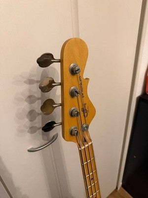 G&L L-2000 PREMIUM FUJIGEN JAPAN ELECTRIC BASS EXCELLENT CONDITION W/BAG