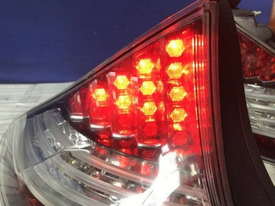 HONDA CR-Z ZF1 ZF2 GENUINE LED TAIL LIGHTS LEFT RIGHT STANLEY P8689 USED