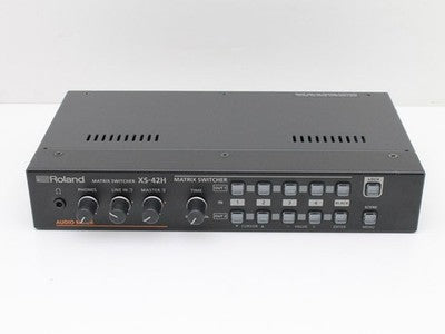 ROLAND PROFESSIONAL A/V XS-42H 4-CHANNEL INPUT 2-CHANNEL OUTPUT MATRIX SWITCHER