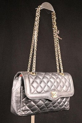 CHANEL MATELASSE CHAIN SHOUDER BAG COCO LOGO GOLD TONE METAL VINTAGE AUTHENTIC