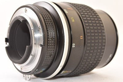 NIKON AI MICRO-NIKKOR 105MM F/4 TELEPHOTO MICRO LENS FROM NIKON EXCELLENT+++++