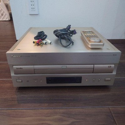 PIONEER DVL-H9 DVD LD PLAYER - SERVICED, ORIGINAL REMOTE, POWER CABLE, AV CABLE