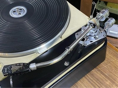THORENS TD124 TURNTABLE SME 3009 S2 TONEARM SYSTEM VINTAGE WORKING FROM JAPAN