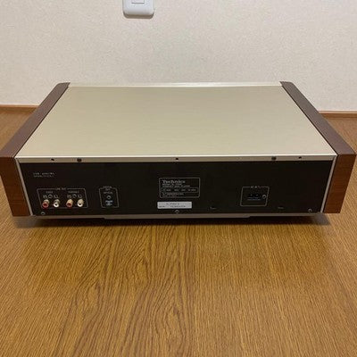 TECHNICS SL-P900 CD PLAYER MASH DAC HIGH-END AUDIO SIDE WOOD PANELS JAPAN