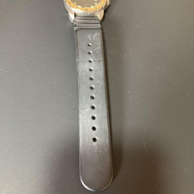 JUNGHANS DIVER'S SILKA VINTAGE QUARTZ MEN'S WRISTWATCH ROUND FACE 1970S VINTAGE