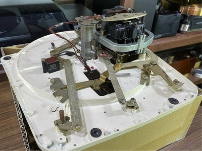 GARRARD 301 TURNTABLE (50HZ) WITH MOUNTING BOLTS AND INSTRUCTION MANUAL