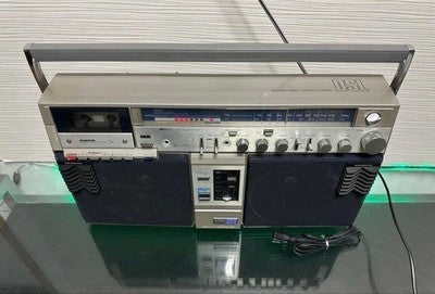 AIWA CS-J77MKII 2BAND STEREO RADIO CASSETTE RECORDER AC100V 50/60HZ 17W