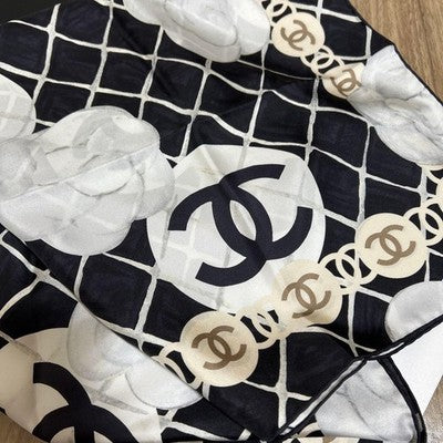 CHANEL CAMELLIA FLORAL SILK SCARF BLACK WHITE 90×90CM WITH BOX