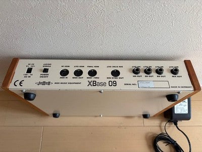 JOMOX XBASE09 ANALOG RHYTHM MACHINE SYNTHESIZER W/ADAPTER FROM JAPAN