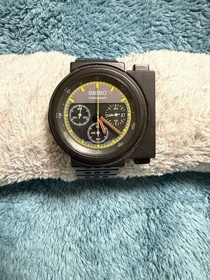SEIKO SCED037 GIUGIARO ALIEN 2 REISSUE LIMITED 3000PCS QUARTZ CHRONOGRAPH AS IS