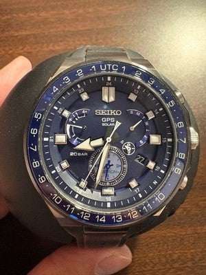 SEIKO ASTRON SBXB167 BLUE EXECUTIVE GPS SOLAR. NEW GENUINE STRAP REPLACED 8X53