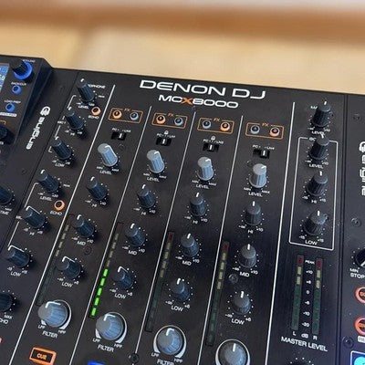 DENON DJ MCX8000 PROFESSIONAL STANDALONE DJ PLAYER / CONTROLLER USB DC12V