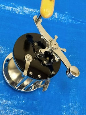 PENN LONGBACH65 DOUBLE-AXIS REEL GEAR RATIO: 1:2.5 BIG GAME FISHING MADE IN USA