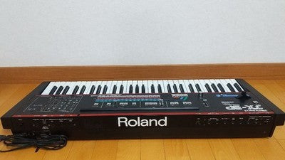 ROLAND JX-3P PG-200 SYNTHESIZER WITH HARD CASE & HEADPHONES - VINTAGE AS IS