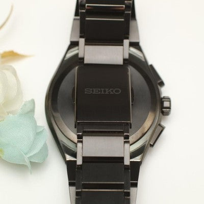 SEIKO ASTRON SBXY041 NEXTER SOLAR RADIO CONTROLLED TITANIUM WORLD TIME WATCH8B63