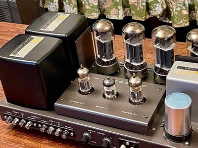 LUXMAN A3600 TUBE POWER AMPLIFIER TESTED WORKING W/ 2 SPARE TUBES 100V