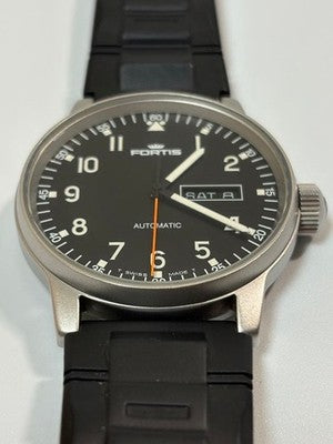 FORTIS FLIEGER 595221581 AUTOMATIC MENS WATCH BLACK DIAL DAY DATE MINT CONDITION
