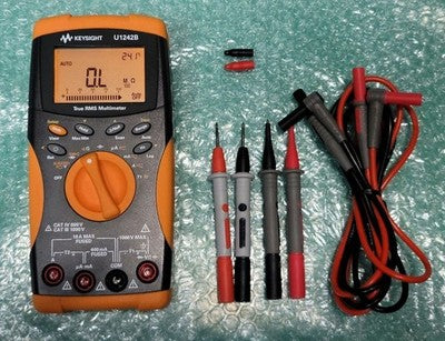KEYSIGHT U1242B HANDHELD DIGITAL MULTIMETER W/ TEST LEADS & PROBES