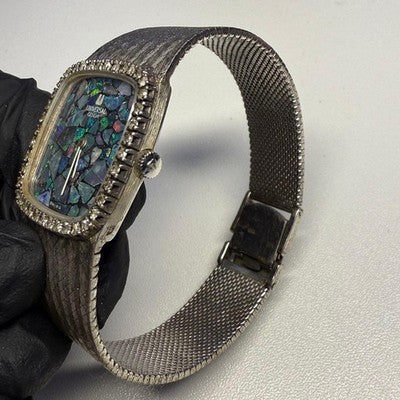 UNIVERSAL GENEVE 5930-5081 MANUAL OPAL DIAL DIAMOND BEZEL SILVER MEN'S WATCH