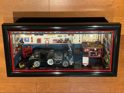 FERRET MINI MODEL MINIATURES 1/18 JAGUAR C-TYPE GARAGE DIORAMA SIGNED SPAIN