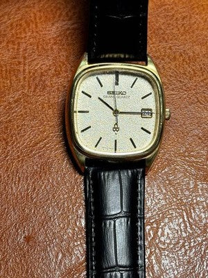 SEIKO GRAND QUARTZ SQUARE WATCH FROM THE 1970S VINTAGE MEN'S WRISTWATCH AS IS