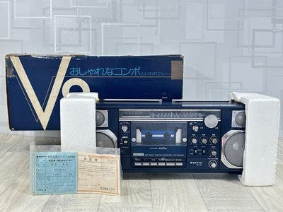 SANYO BOOMBOX MR-V8 SHOWA RETRO RADIO CASSETTE PLAYER WITH ORIGINAL BOX