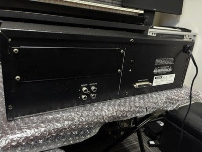 TASCAM 112 MKII PROFESSIONAL 3-HEAD CASSETTE DECK