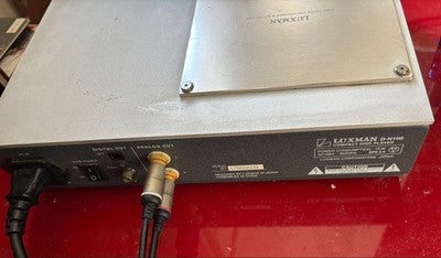 LUXMAN D-N100 COMPACT DISC PLAYER 192KHZ/24-BIT DAC, REMOTE, PAMPHLET