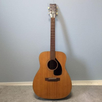 YAMAHA FG140 RED LABEL ACOUSTIC GUITAR VINTAGE JAPAN NIPPON GAKKI RARE