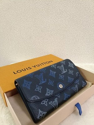 LOUIS VUITTON MAHINA IRIS LONG WALLET NAVY MONOGRAM LEATHER FLIGHT MODE IC CHIP