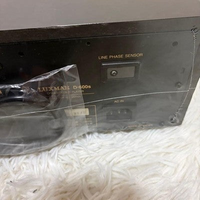 LUXMAN D-700S CD PLAYER HDCD DECODER HIGH END AUDIO WORKING CONDITION