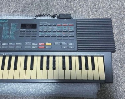 YAMAHA VSS-200 SAMPLER SYNTH KEYBOARD TESTED WORKING RARE AS IS