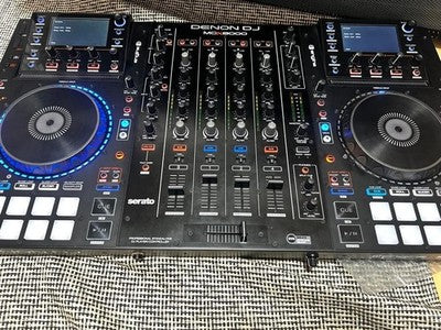 DENON DJ MCX8000 PROFESSIONAL STANDALONE DJ PLAYER / CONTROLLER USB DC12V