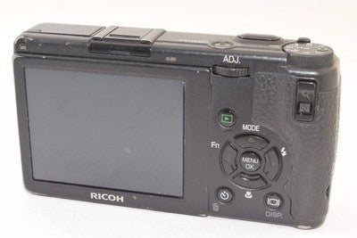 RICOH GR DIGITAL II COMPACT DIGITAL CAMERA LARGE MONITOR FOR PARTS NOT WORKING
