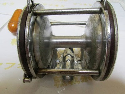 PENN SENATOR 113H 4/0 TROLLING REEL SALTWATER FISHING STAR DRAG MADE IN USA