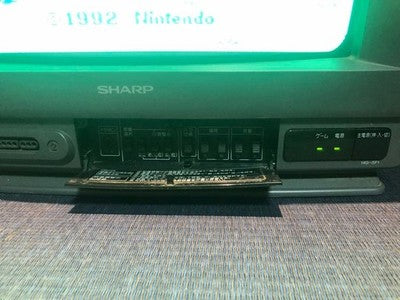 SHARP SF-1 CONSOLE SYSTEM NINTENDO SUPER FAMICOM COLOR TV 14G-SF1 TESTED 100V