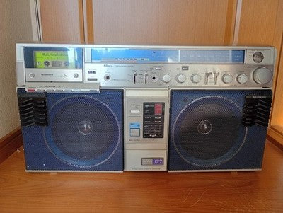 AIWA CS-J77MKII VINTAGE 1980 BOOMBOX WITH ORIGINAL BOX DOLBY NR METAL TAPE DSL
