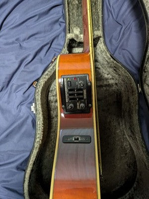 YAMAHA APX-10CS ACOUSTIC ELECTRIC GUITAR SUNBURST WITH HARD CASE　AS IS