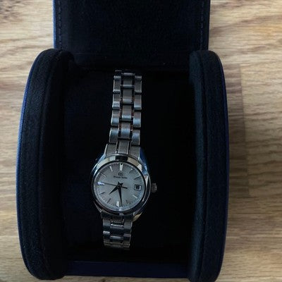 GRAND SEIKO STGF275 LADIES WRISTWATCH ROUND FACE JAPAN MADE STAINLESS STEEL BELT