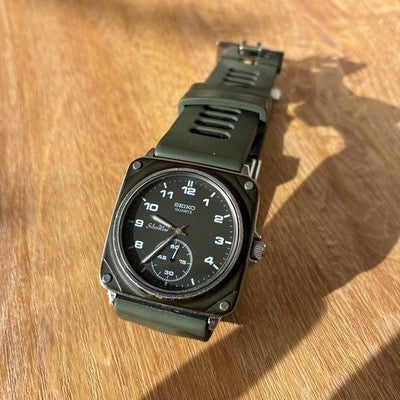 SEIKO SILVER WAVE 2628-0040 1981 OLIVE GREEN SQUARE QUARTZ WATCH RARE VINTAGE
