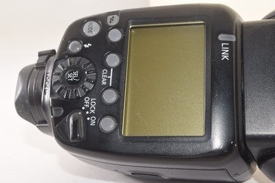 CANON SPEEDLITE 600EX-RT STROBE HIGH GUIDE NUMBER OF 60 FOR PARTS NOT WORKING