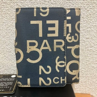 CHANEL 02P A18329X02175 LOGO PRINT BI-FOLD WALLET CANVAS LEATHER NAVY BEIGE
