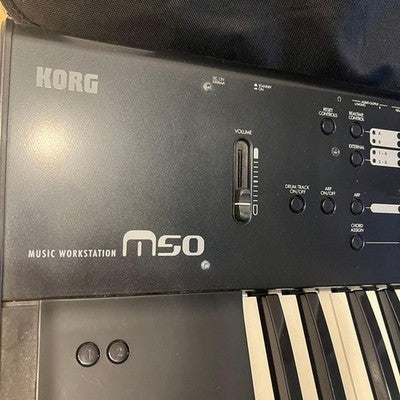 KORG M50-61 61-KEY MUSIC WORKSTATION SYNTHESIZER W/ ORIGINAL CASE & PEDAL