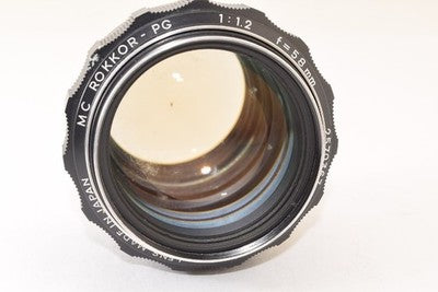 MINOLTA MC ROKKOR-PG 58MM F1.2 LARGE-APERTURE LENS FOR PARTS NOT WORKING
