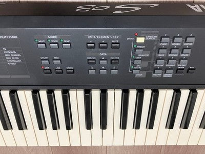 YAMAHA S03 BL 61-KEY SYNTHESIZER W/ AC ADAPTER MANUAL TESTED FROM JAPAN