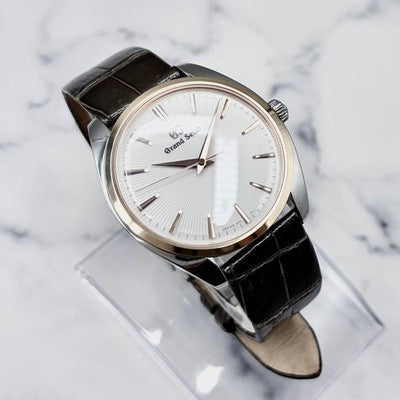 GRAND SEIKO SBGX344 MEN'S WRISTWATCH 18K GOLD BEZEL QUARTZ ROUND FACE